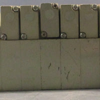 Numatics 12 Slot Valve Manifold Block 2391180 w/ 051BB400M000061 Solenoid Valve