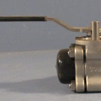 SVF Flow Controls R8006666ATSE0005LK00 3-Piece Ball Valve R8 Series 1/2"