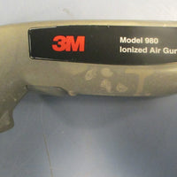 3M Model 980 Ionized Air Gun and Filter  w/ Model 13967 Power Supply