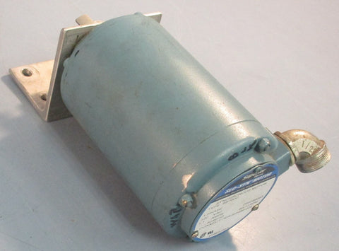 Superior Electric SS700U Synchronous Motor SloSyn 120VAC 1.1A 50/60Hz