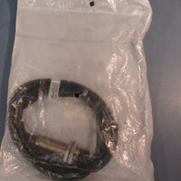 ALLEN BRADLEY INDUCTIVE PROXIMITY SENSOR 872CD8CP18E2 SER. C 1030VDC