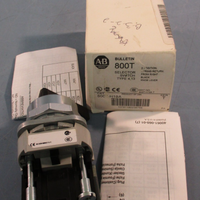 Allen Bradley 800TH19A Selector Switch Series T, 2 Position Spring Return