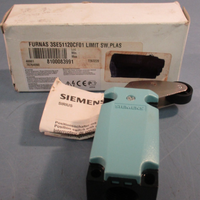 Siemens 3SE5 112-0CF01 Position Switch, Angular Roller Lever 230V, 3A 50Hz