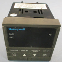 Honeywell UDC2000 MiniPro Temperature Controller DC200H02001D00000 120VAC