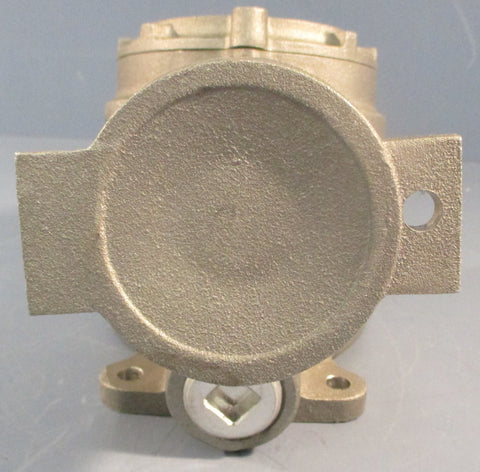 Cooper Crouse-Hinds FSQC2430 Interlocked Receptacle 4P 3W 120-600VAC 30A 3PH