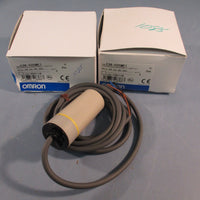 LOT OF (3) OMRON PROXIMITY SENSOR E2K-C25ME1 CAPACITIVE SWITCH 10-40VDC