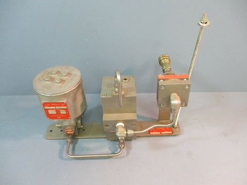Max Machinery Flow Transmitter Model 213180 w/Accessories See Description