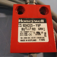 Honeywell 924CE3-Y9P Micro Safety Switch Roller Limit 10AMP 9' Cable