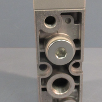 Festo VL53/8B Pneumatic Control Valve, 1: 0,910bar, 12,14: 210bar 35145psi