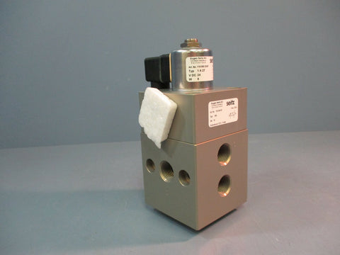 Bosch DirectionalControl Valve G1/23/2 8108152785 NEW NO BOX