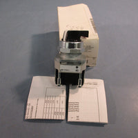 Allen Bradley 800TH19A Selector Switch Series T, 2 Position Spring Return