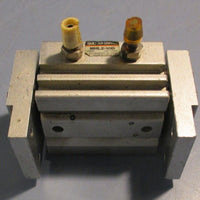 Smc MHL210D Parallel Gripper Double Acting 2 Finger wide 2285 PSI