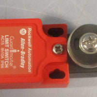 Allen Bradley Guardmaster 440PCMHS11E Ser A Snap Acting Limit Switch