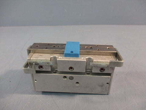 FESTO HGPP20AG2 187875 Pneumatic Parallel Gripper W1 Pmax 8Bar
