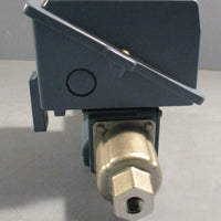 United Electric Controls Company  H400K15923  Switch Pressure Differential
