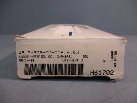 MAC 421A-BOA-DM-DDAJ-1KJ Solenoid Valve w/DM3A-DDAJ-1KJ 24VDC 5.4 Watts