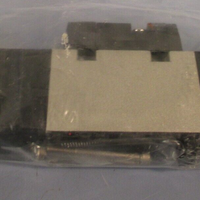 SMC SOLENOID VALVE 4WAY 3 POSITION 24 VDC VFS24005FZ