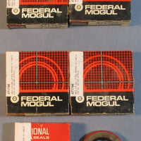 Federal Mogul 471766 Oil Seal 11/4" Bore 2" OD 1/4" W (Lot of 5)