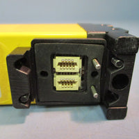 New STI Micro Safe MCJ4700 Series 70203-1028 MCJ47-12-700-X2 Transmitter