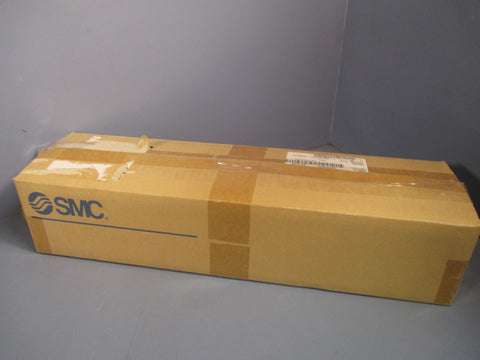 SMC PNEUMATIC TIE ROD AIR CYLINDER w/BRACKET CDA2D63150JZ