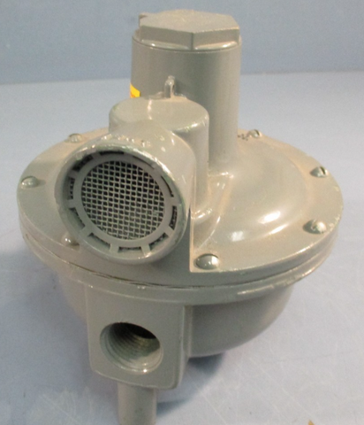 Fisher Controls R922 Gas Regulator Valve Threaded 1/2in