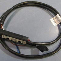 (Lot of 2) Eaton Cutler Hammer E58CBL18A2R2 Photoelectric Sensor