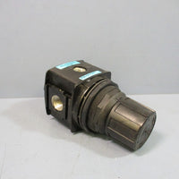 Wilkerson R28-04-F000 Air Pressure Regulator 2.07MPa 300psig
