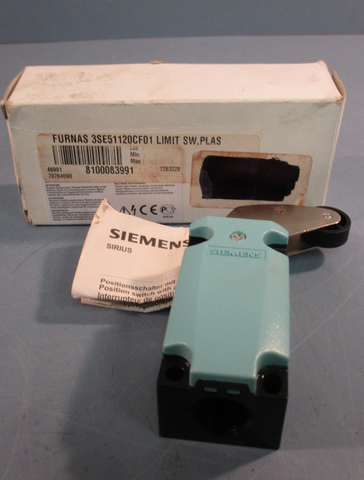 Siemens 3SE5 112-0CF01 Position Switch, Angular Roller Lever 230V, 3A 50Hz