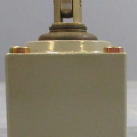 Schneider Telemecanique ZC2JE62H5 Limit Switch Operating Head Top Roller Plunger