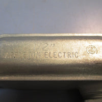 Appleton Unilet 1/2" LRL50NM Form 35 Conduit Body w/ cover and 2 fitting nuts
