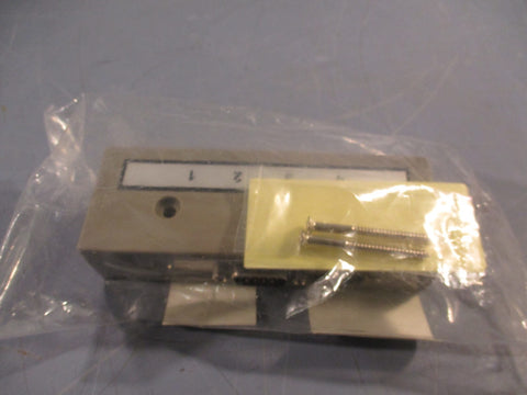 DAXTEN I/O INPUT/OUTPUT DISTRIBUTION BOX PART NUMBER WAT200444 NEW IN BAG