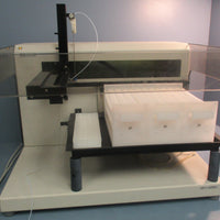 Hewlett Packard G1811A XY Autosampler 240V 2A 50/60Hz 540°C 75105 kPa