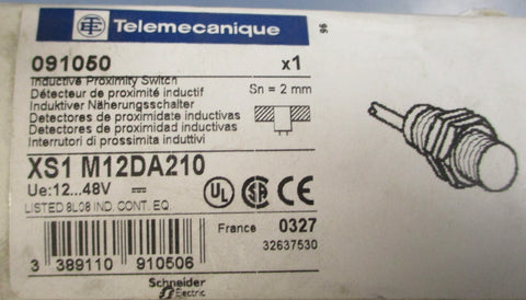 Telemecanique XS1M12DA210 Inductive Proximity Switch Sn=2mm 1248VDC