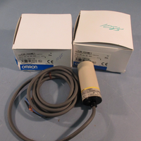 LOT OF (3) OMRON PROXIMITY SENSOR E2K-C25ME1 CAPACITIVE SWITCH 10-40VDC