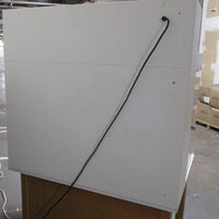 Envirco 62675 Laminar Flow Workstation Lab Hood 4' Wide, 2' Deep, 28" Tall