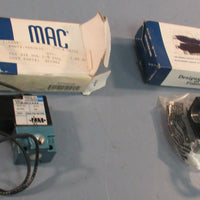 Mac Valves 111B591CA Solenoid Valve 111B591CAAA 24VDC 2.5W 150PSI Lot of 2