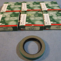 CR Chicago Rawhide 14938 Oil Seal 11/2" Bore 21/4" OD 5/16" W (Lot of 6)