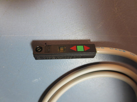 SMC Cylinder Reed Switch Model DY7PW / DC24V 24 VDC 3 Wire NWOB