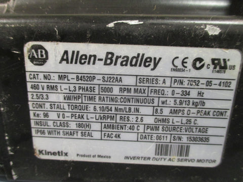 ALLEN BRADLEY KINETIX INVERTER DUTY AC SERVO MOTOR SER. A 460V MPLB4520PSJ22AA