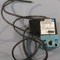 Mac Valves 111B591CA Solenoid Valve 111B591CAAA 24VDC 2.5W 150PSI Lot of 2