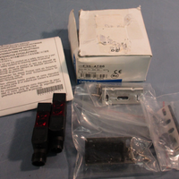 Omron E3SAT86 Photoelectric Proximity Switch 10 to 30vdc 4Pin