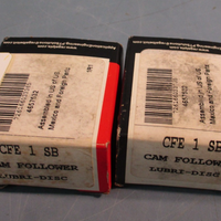 Lot of (2) McGill CFE1SB Flat Cam Follower; Roller: 1"OD x 5/8" Wide