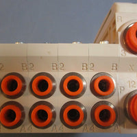 SMC 12Port Station Manifold Base (24) 1/4" Ports (4) 3/8" Ports