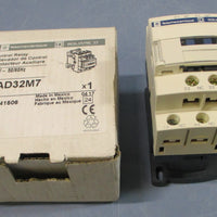 Schneider Electric Telemecanique CAD32M7 Control Relay 220V 50/60Hz CAD32M7