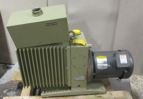 Pfeiffer Balzers PK D25 652/F0199 DU0 06 0A Vacuum Pump  2.2 kW 230/460 V Motor