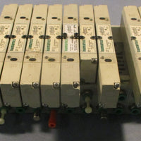 Numatics 12 Slot Valve Manifold Block 2391180 w/ 051BB400M000061 Solenoid Valve