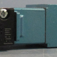 Mac 811CPM591JJ152 Pneumatic Solenoid Valve 150PSI 24VDC 61/4" Length