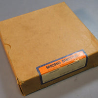 Micro Switch (Honeywell) FYBD12E1-2B Proximity Switch with mount NOS