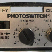 Allen Bradley 22DJ44000 Ser B Photoswitch, OnOff Control Module 120VAC 24VDC