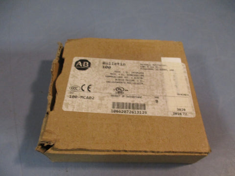 AllenBradley Mechanical/Electrical Interlock Module Ser B 100MCA02